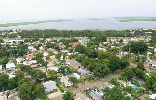 LARGO GARDENS - Residential Lease