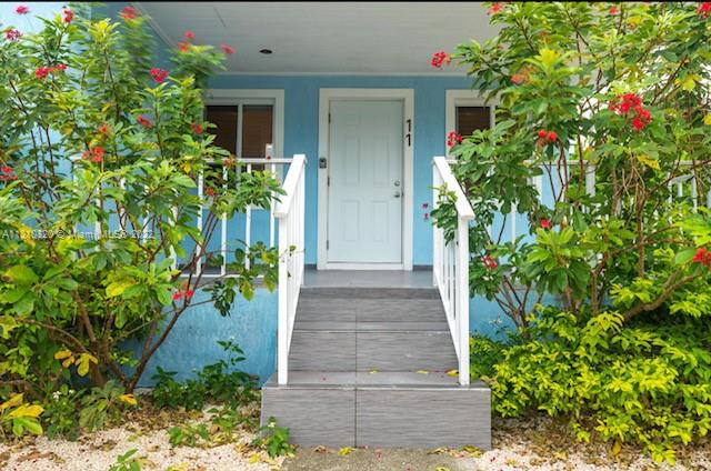 LARGO GARDENS - Residential Lease