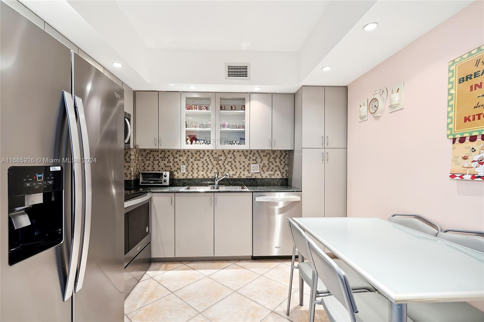 HEMISPHERES CONDO - Residential