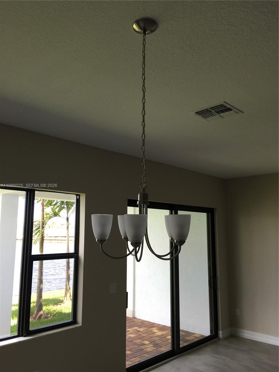 RAINTREE - Residential Lease