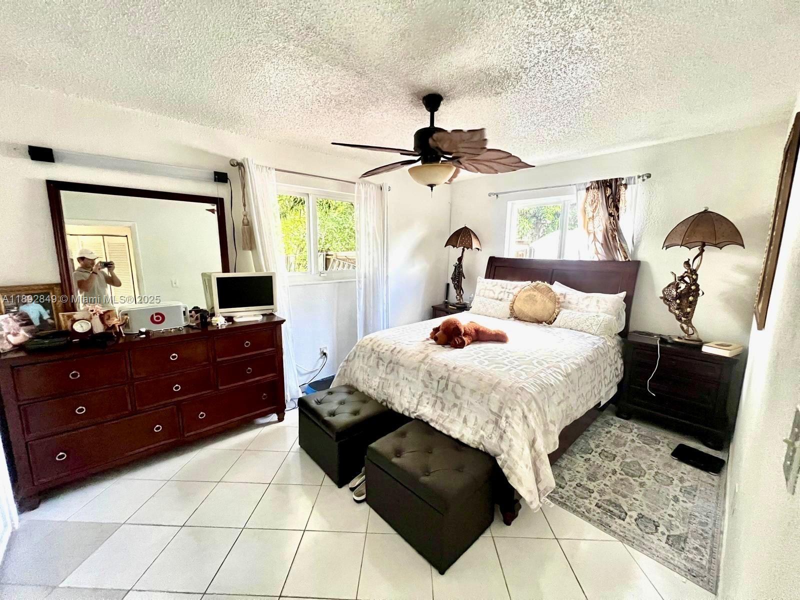 JAC-MO HOMES - Residential Lease
