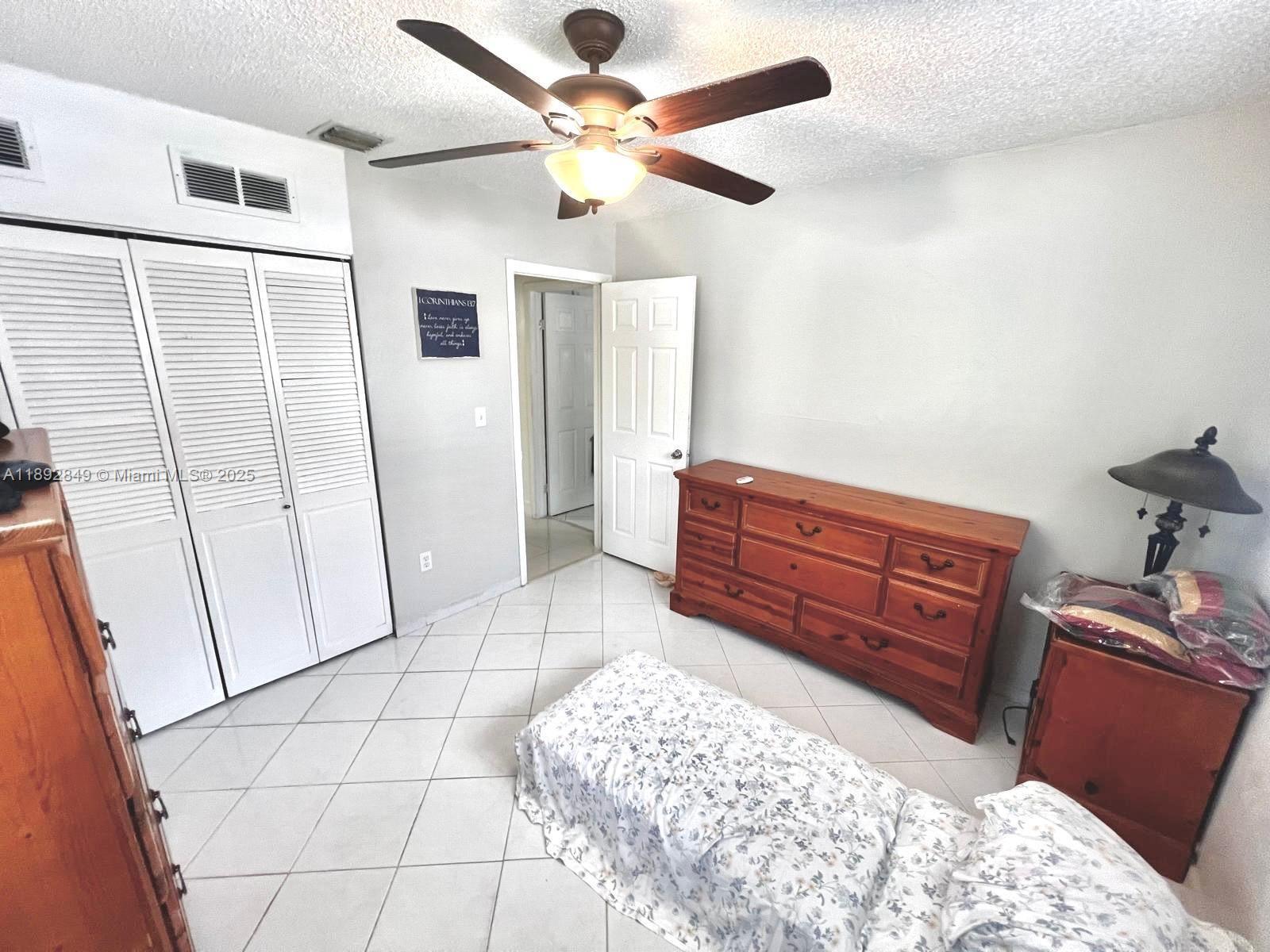 JAC-MO HOMES - Residential Lease