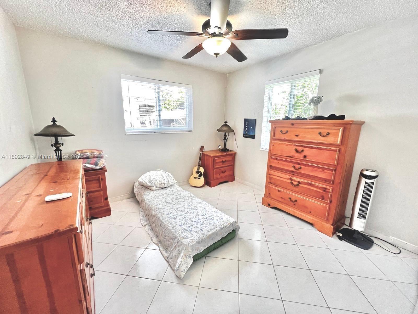 JAC-MO HOMES - Residential Lease