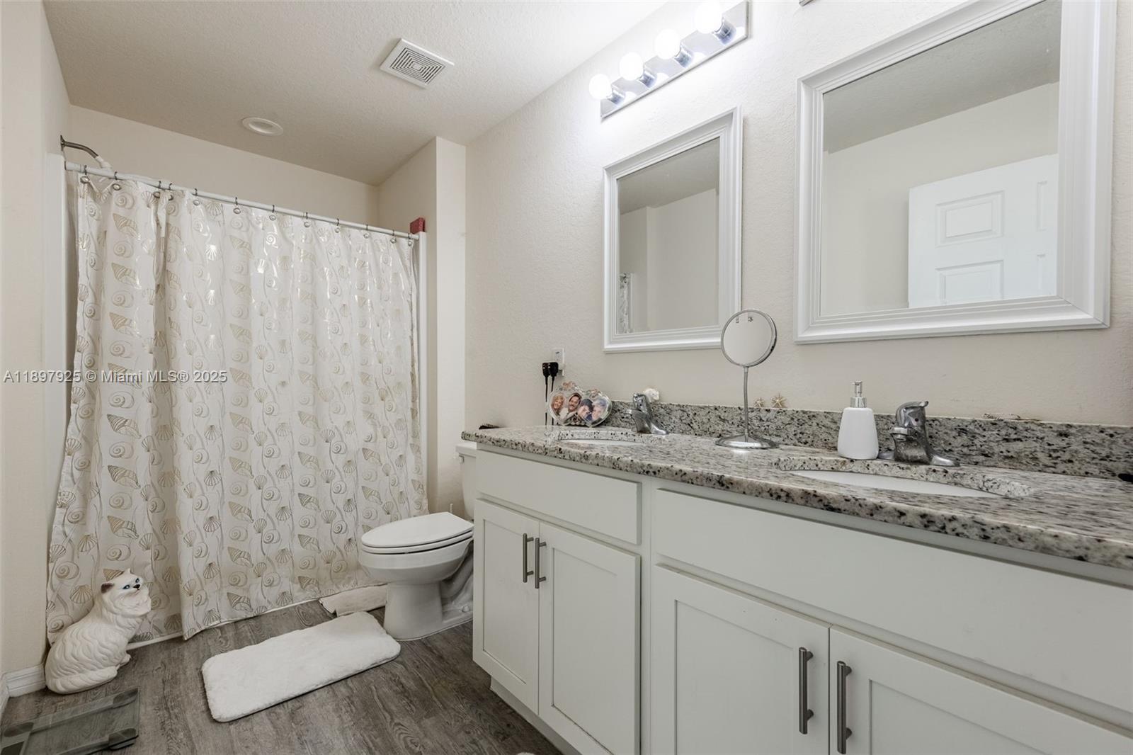 Port LaBelle - Residential