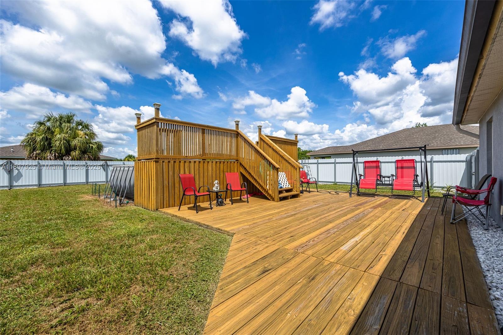 Port LaBelle - Residential