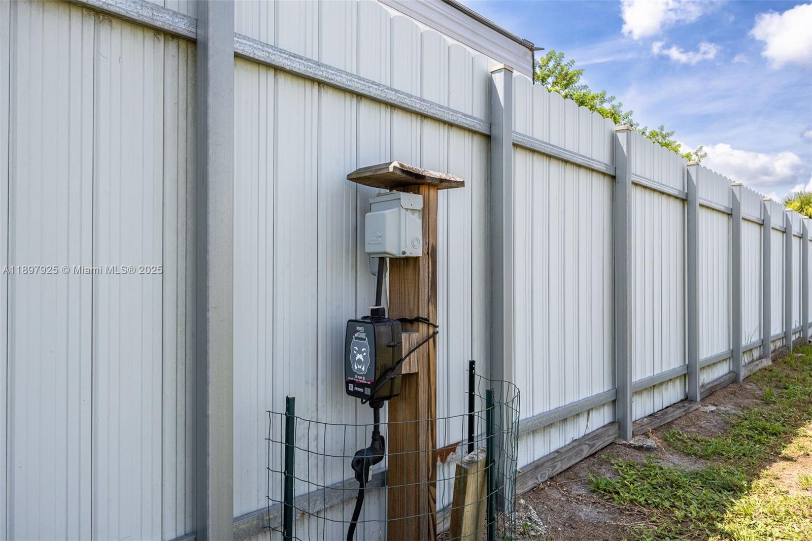 Port LaBelle - Residential