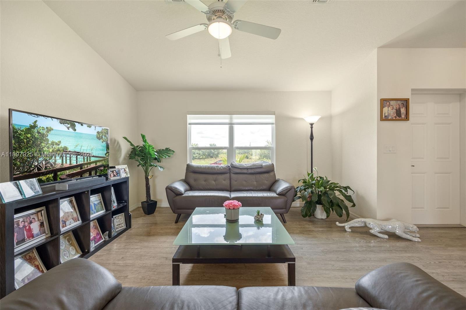 Port LaBelle - Residential