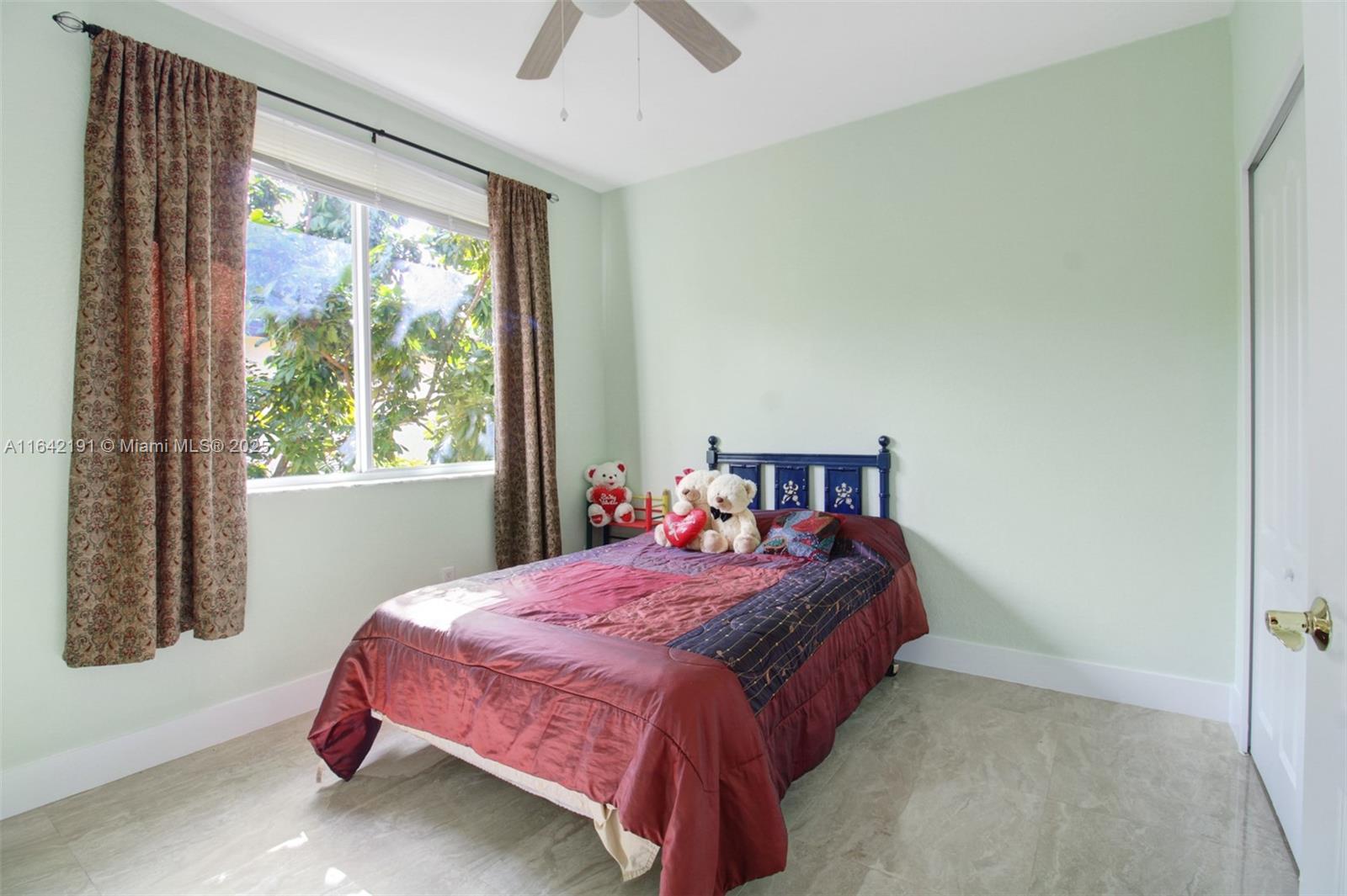 PETES PLACE - Residential