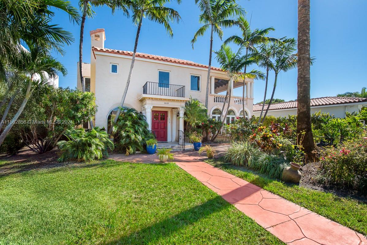 2115 N Bay Rd, Miami Beach, Miami-Dade County, Florida - 6 Bedrooms  
4 Bathrooms - 