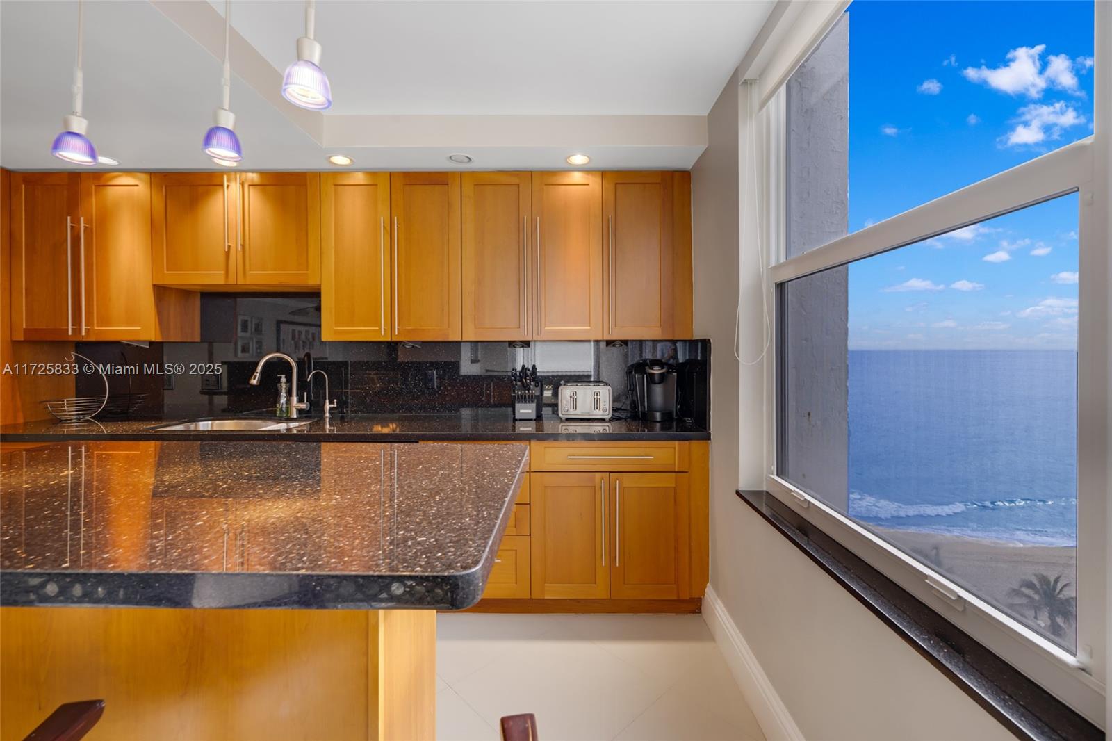 Property for Sale at 4300 N Ocean Blvd 10L, Fort Lauderdale, Broward County, Florida - Bedrooms: 2 
Bathrooms: 2  - $799,000