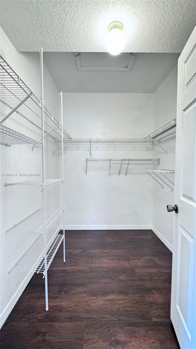 EGRET LAKES ESTATES SEC 2 - Residential Lease