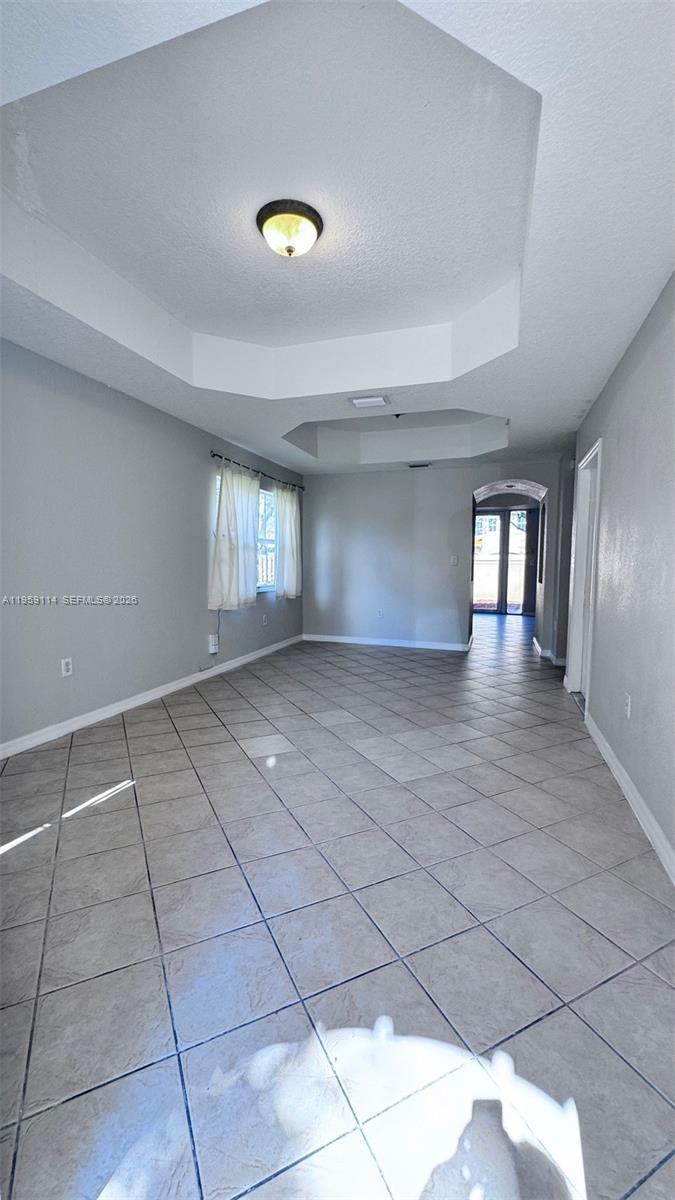 EGRET LAKES ESTATES SEC 2 - Residential Lease