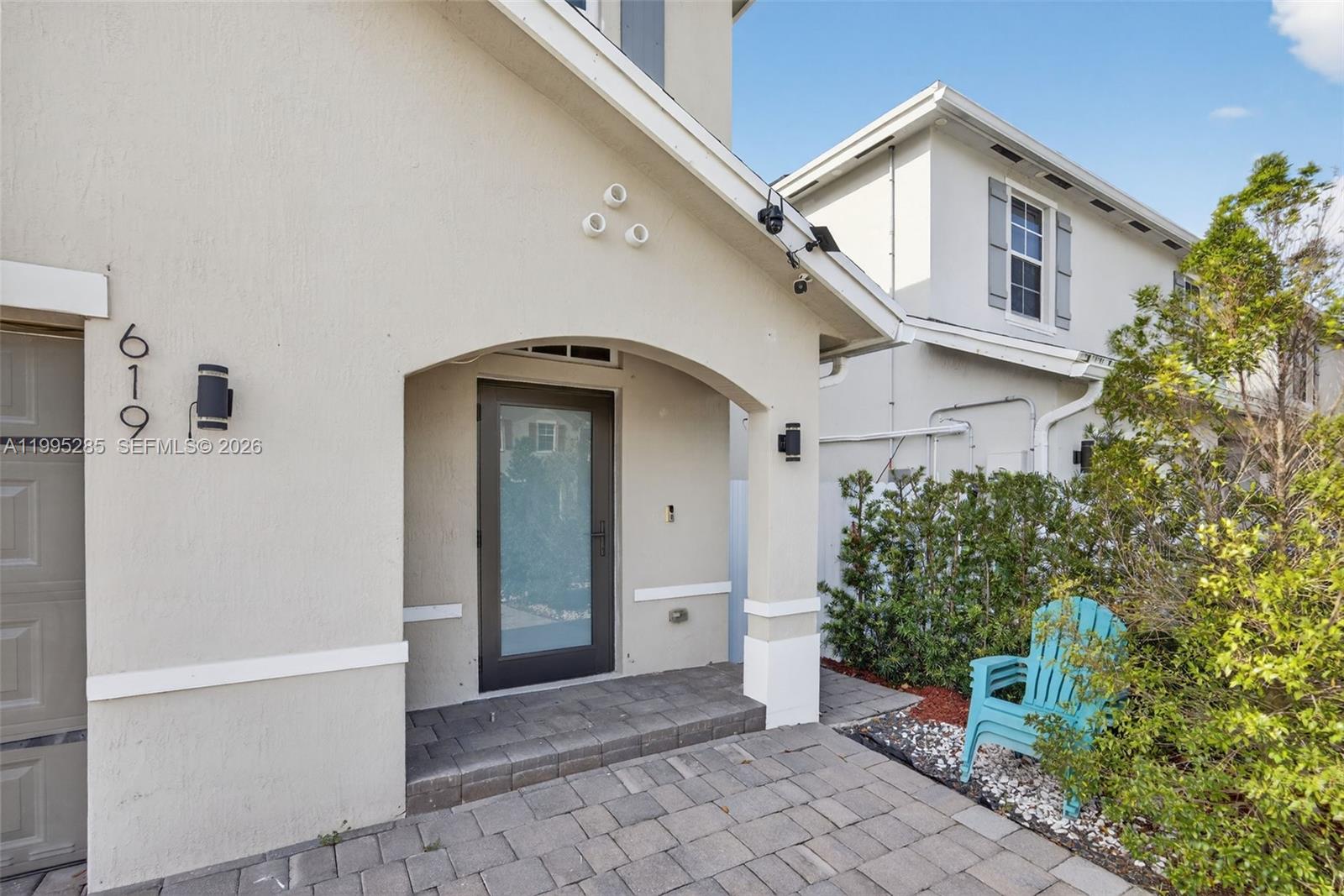 ROYAL HOMES WEST - Residential