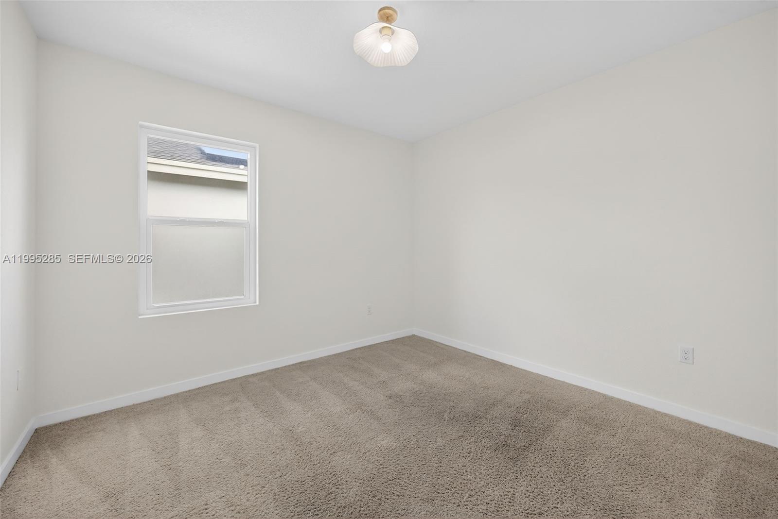 ROYAL HOMES WEST - Residential