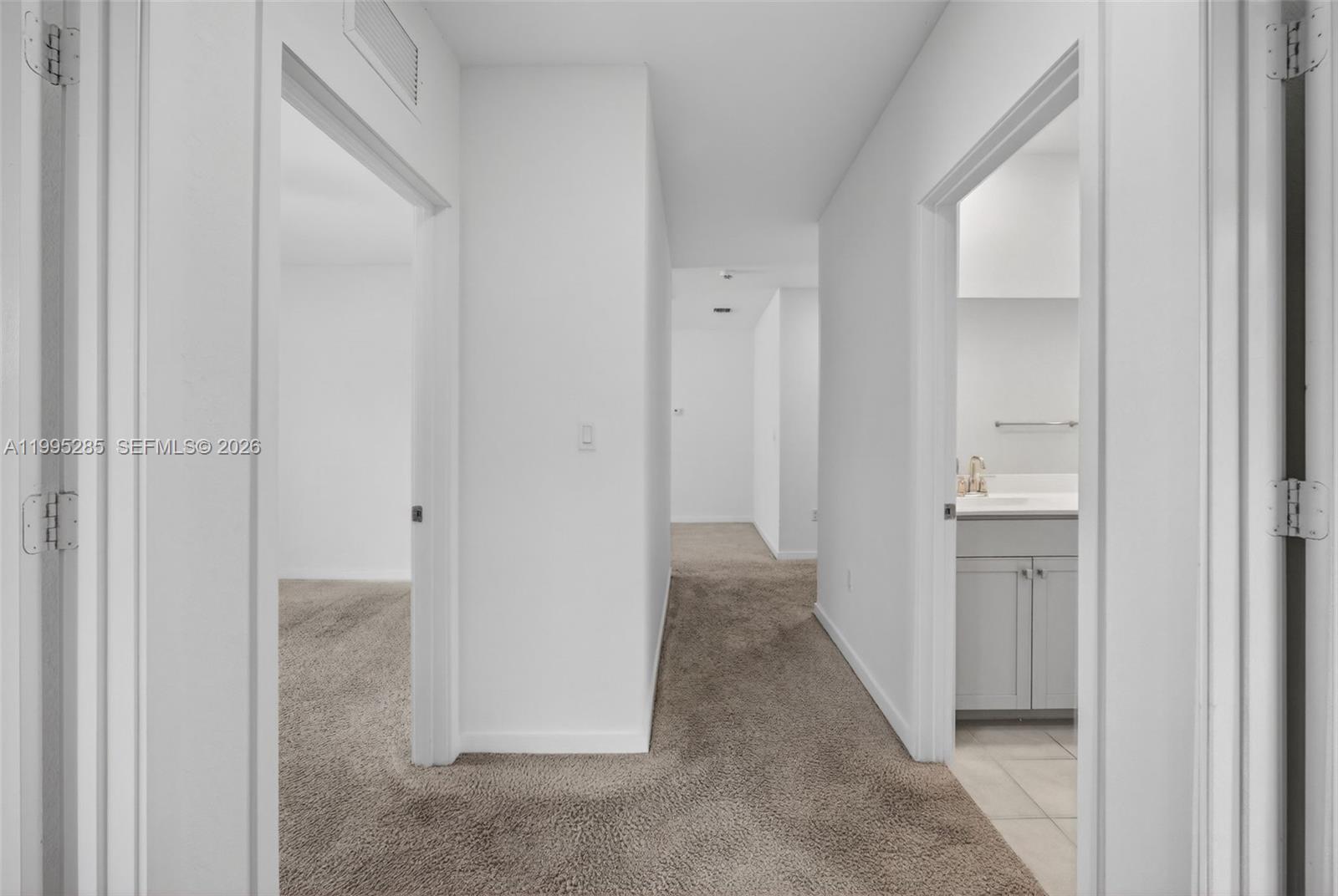 ROYAL HOMES WEST - Residential