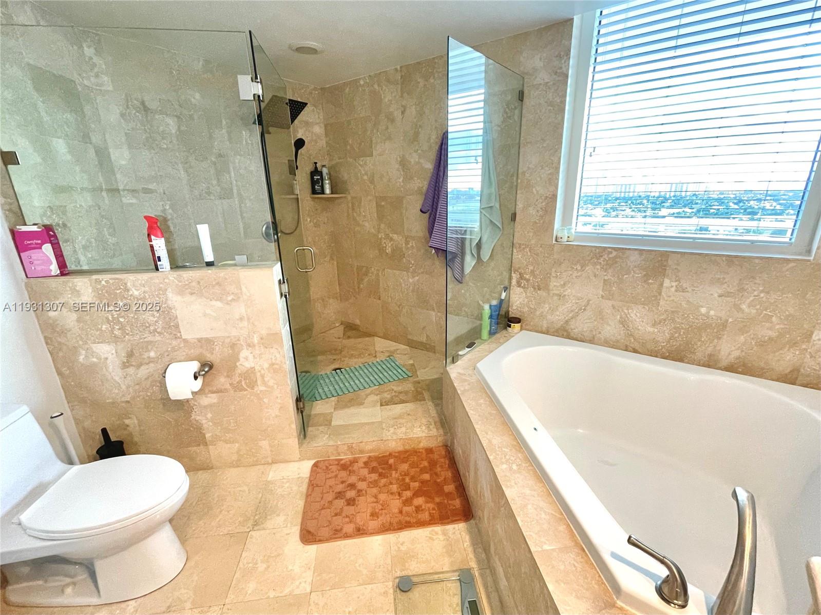 DUO CONDOMINIUM WEST - Residential Lease