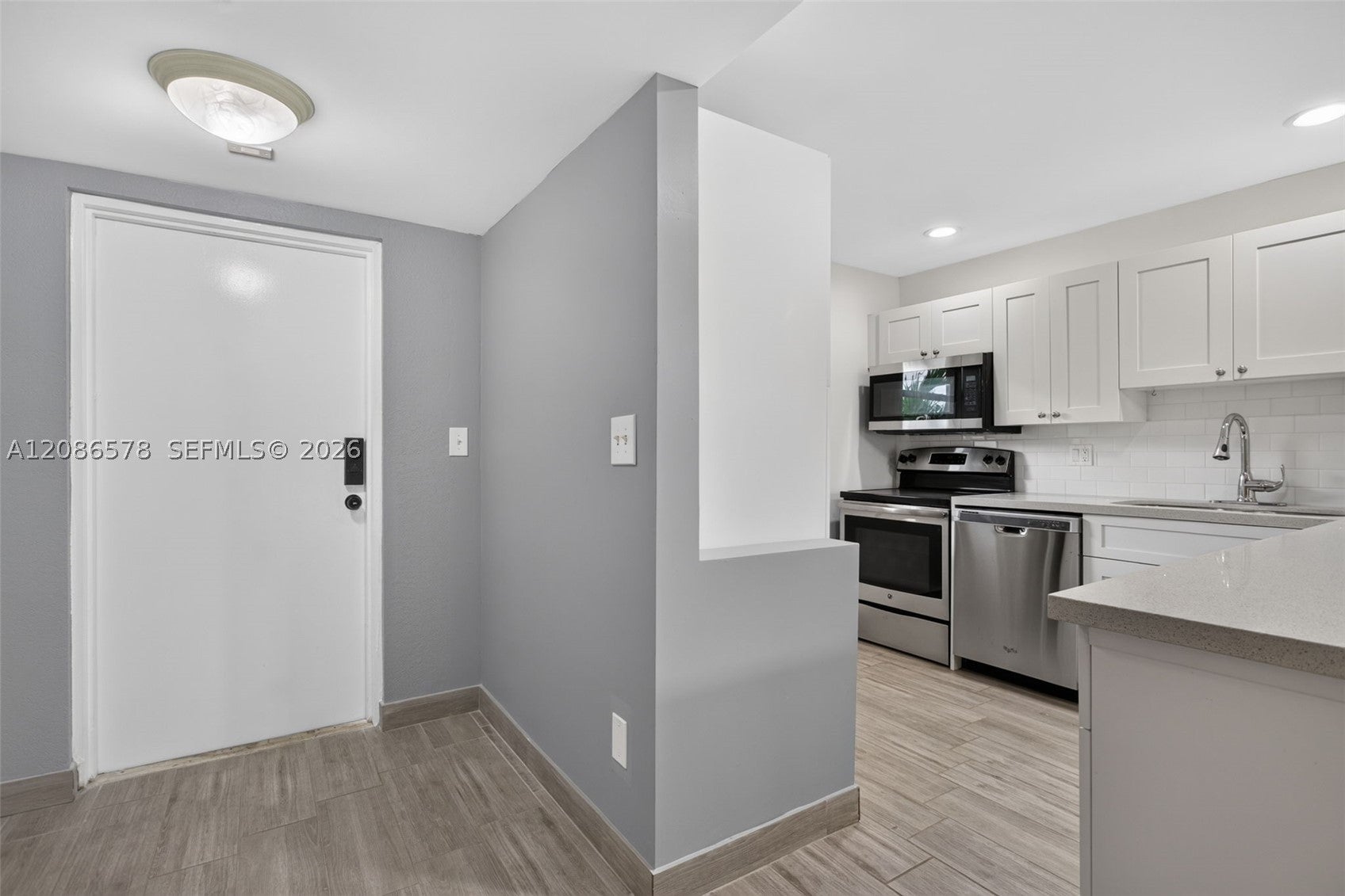 2980 Riverside Dr 227-3