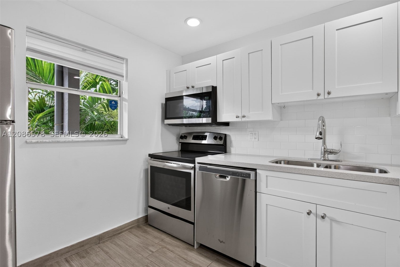 2980 Riverside Dr 227-3