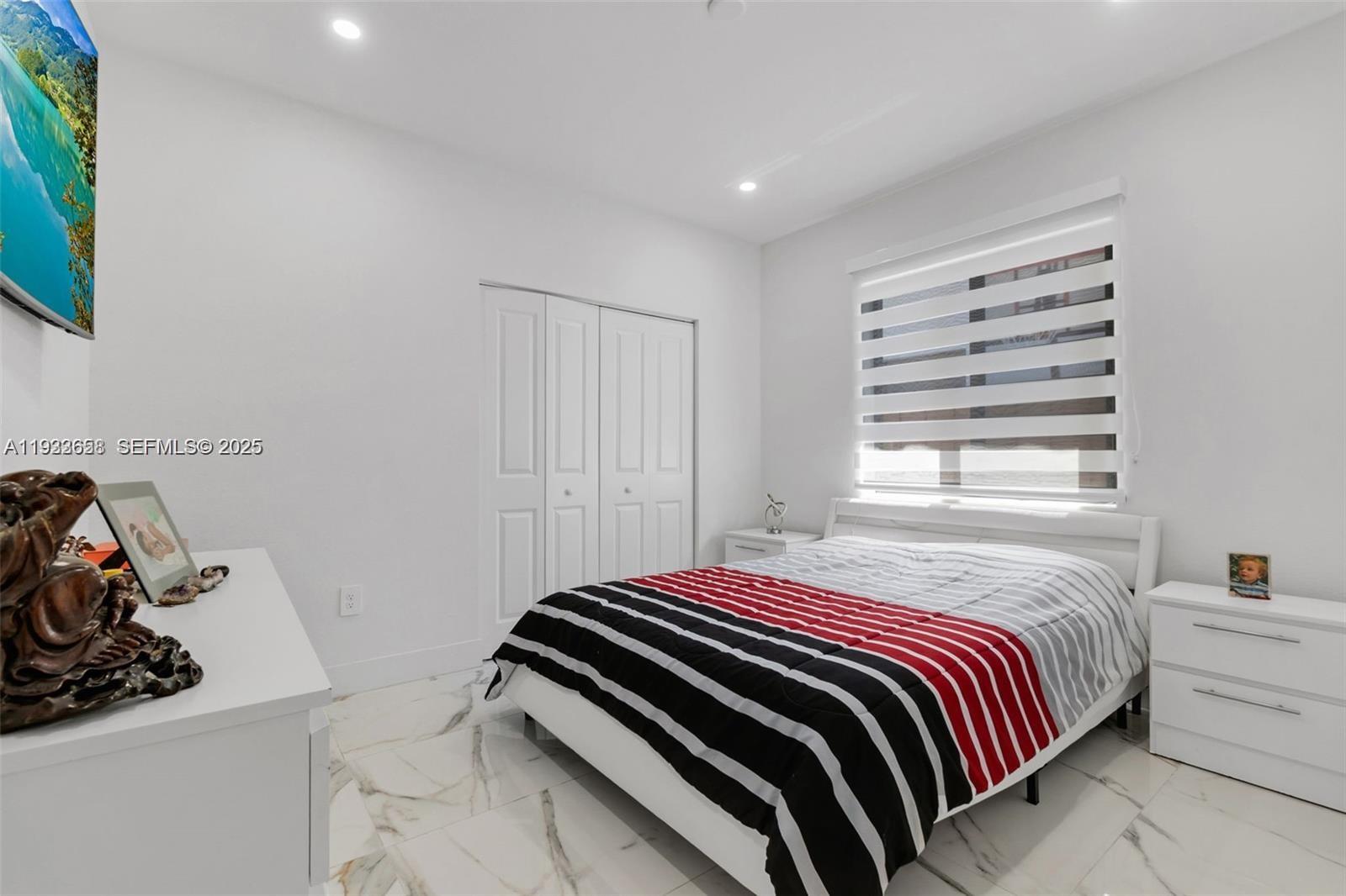 ESTATES AT SILVER PALM - Residential Lease