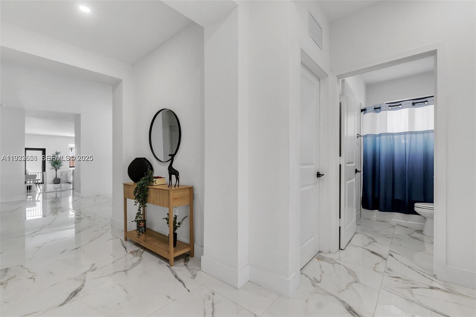 ESTATES AT SILVER PALM - Residential Lease