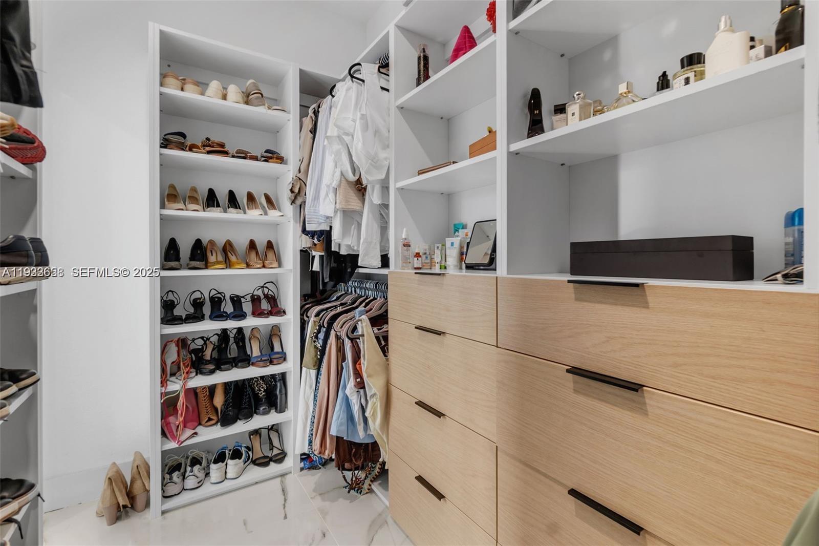 ESTATES AT SILVER PALM - Residential Lease