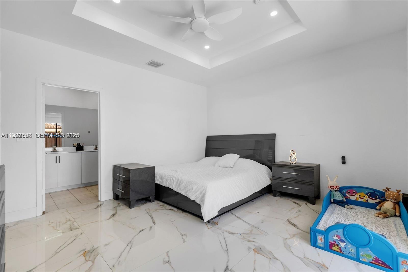 ESTATES AT SILVER PALM - Residential Lease