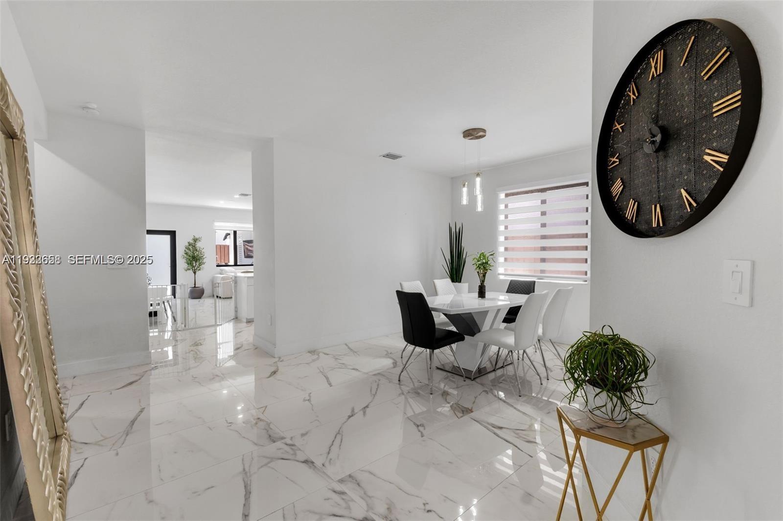 ESTATES AT SILVER PALM - Residential Lease