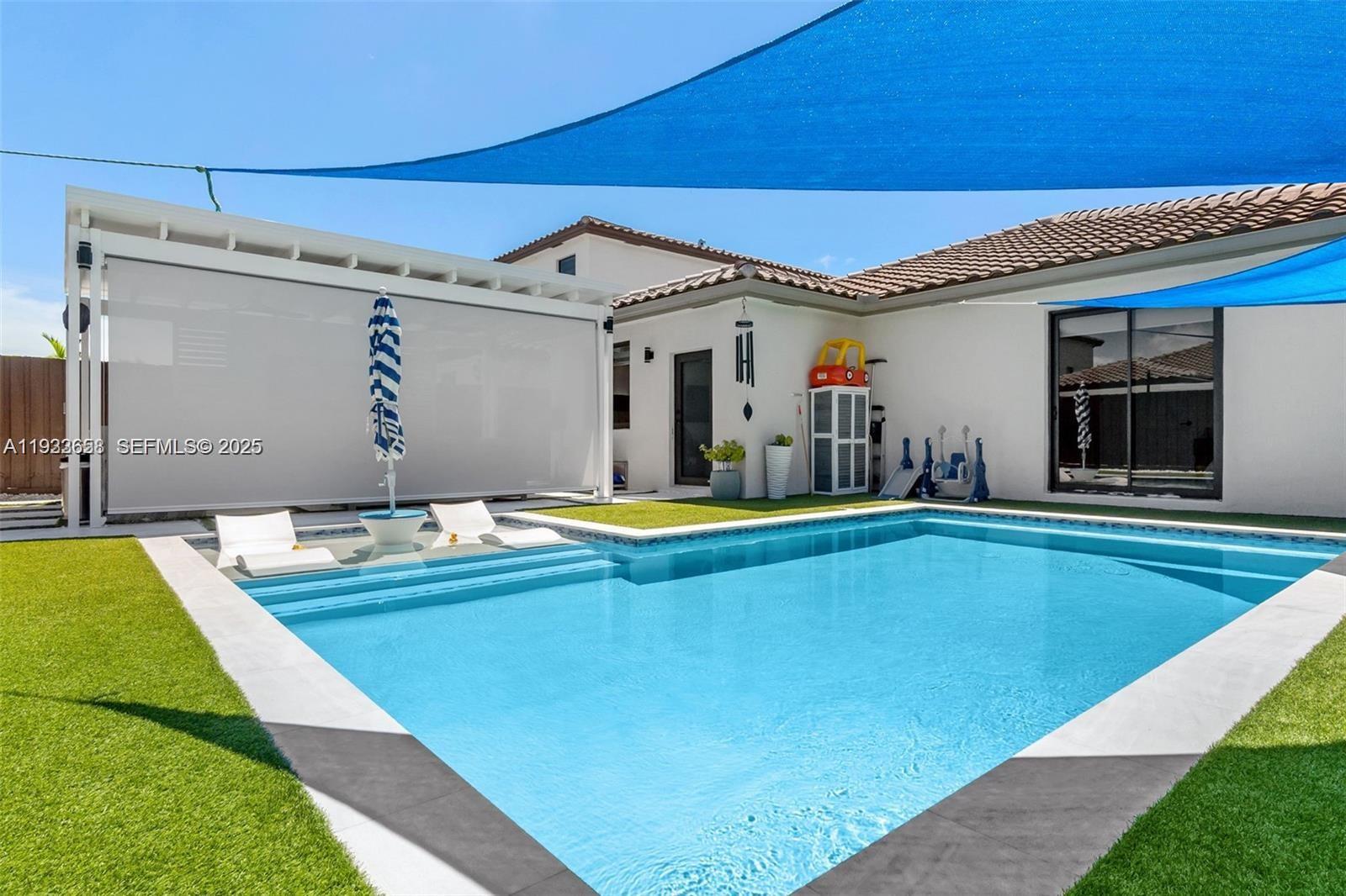 ESTATES AT SILVER PALM - Residential Lease