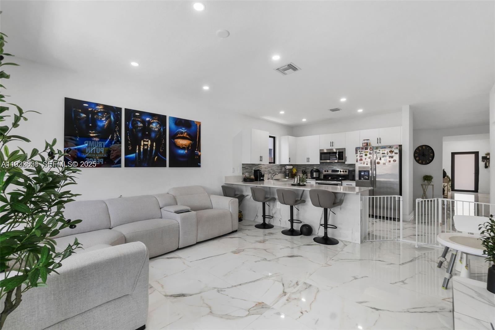 ESTATES AT SILVER PALM - Residential Lease