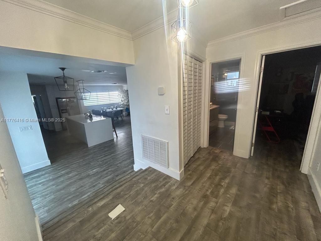 Photo of 2821 SW 3rd Ct, Fort Lauderdale, FL 33312 (MLS # A11776416)