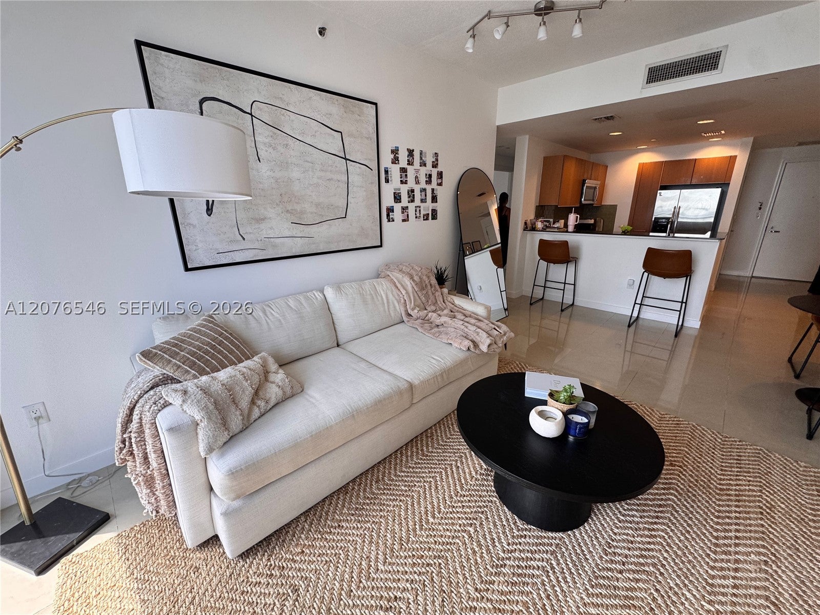 1060 Brickell Ave 2407