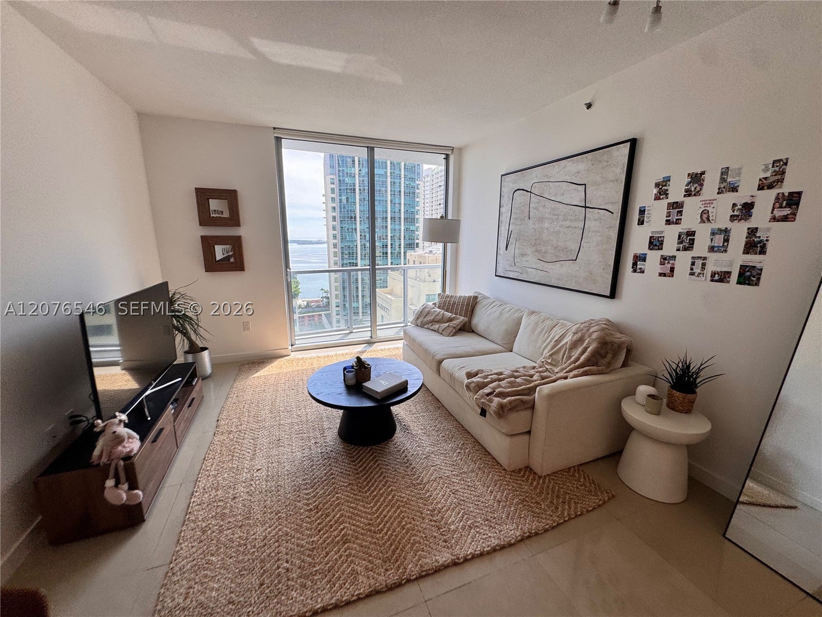 1060 Brickell Ave 2407