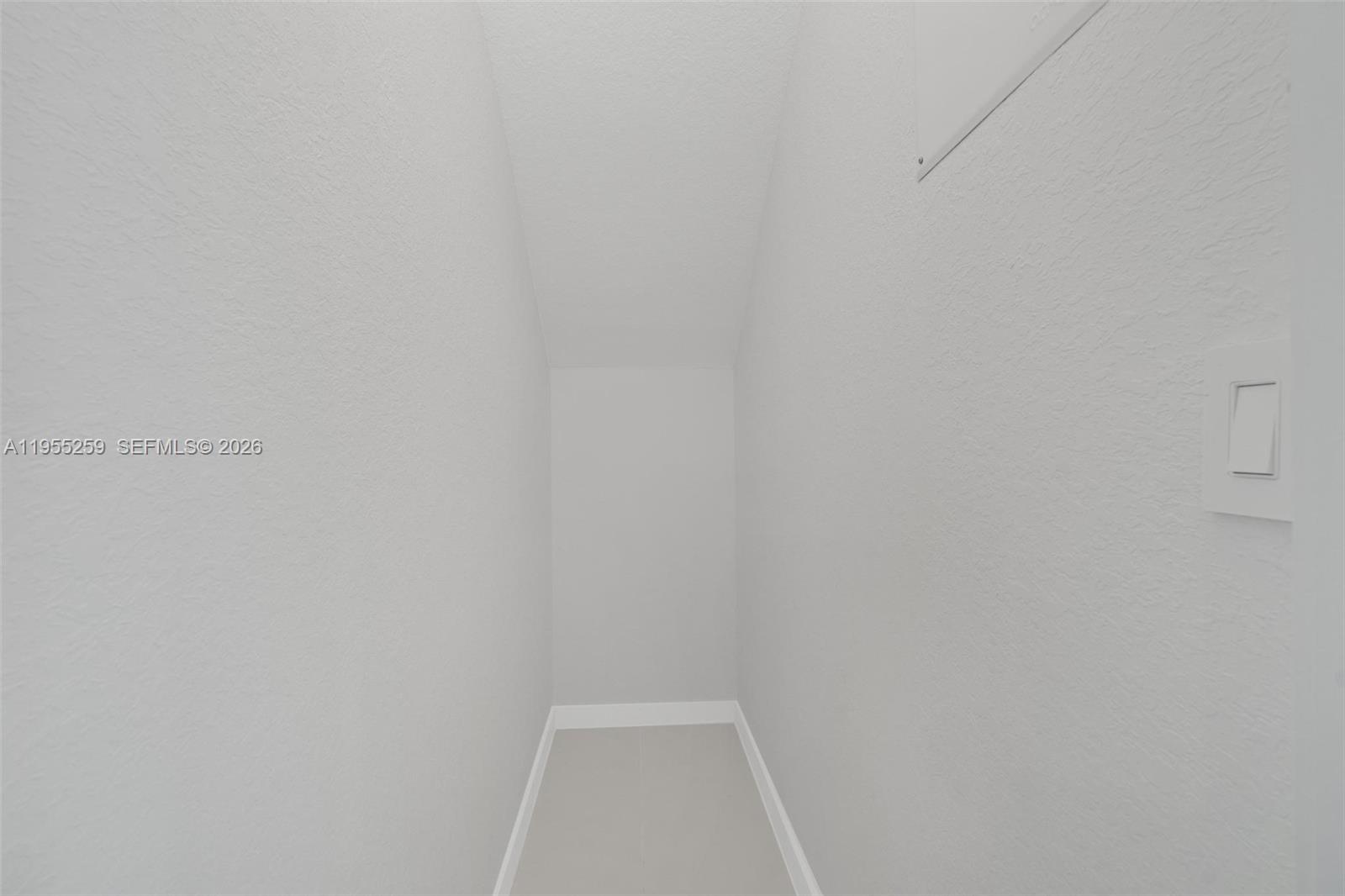 SUNRISE ESTATES - Residential