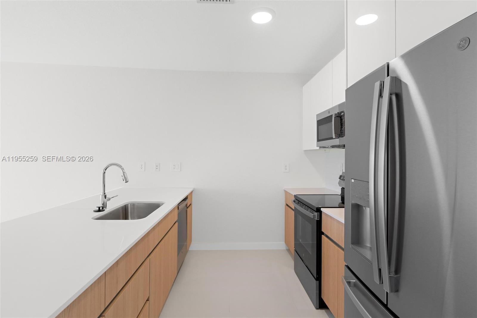 SUNRISE ESTATES - Residential