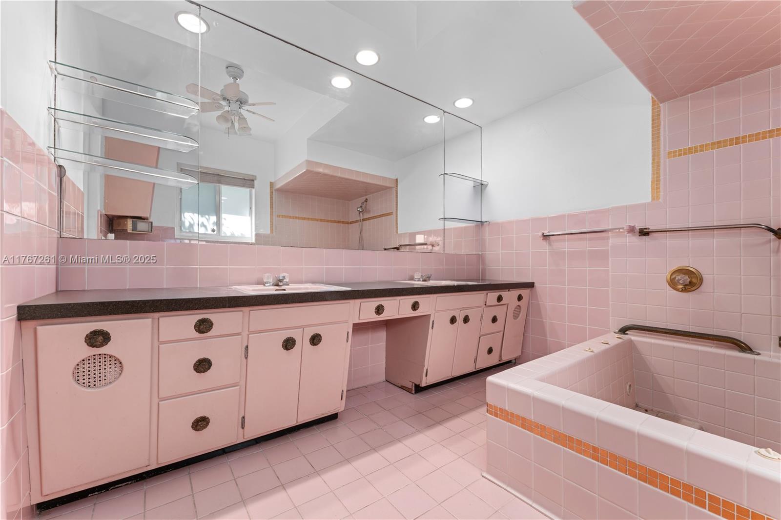 BISCAYNE POINT - Residential