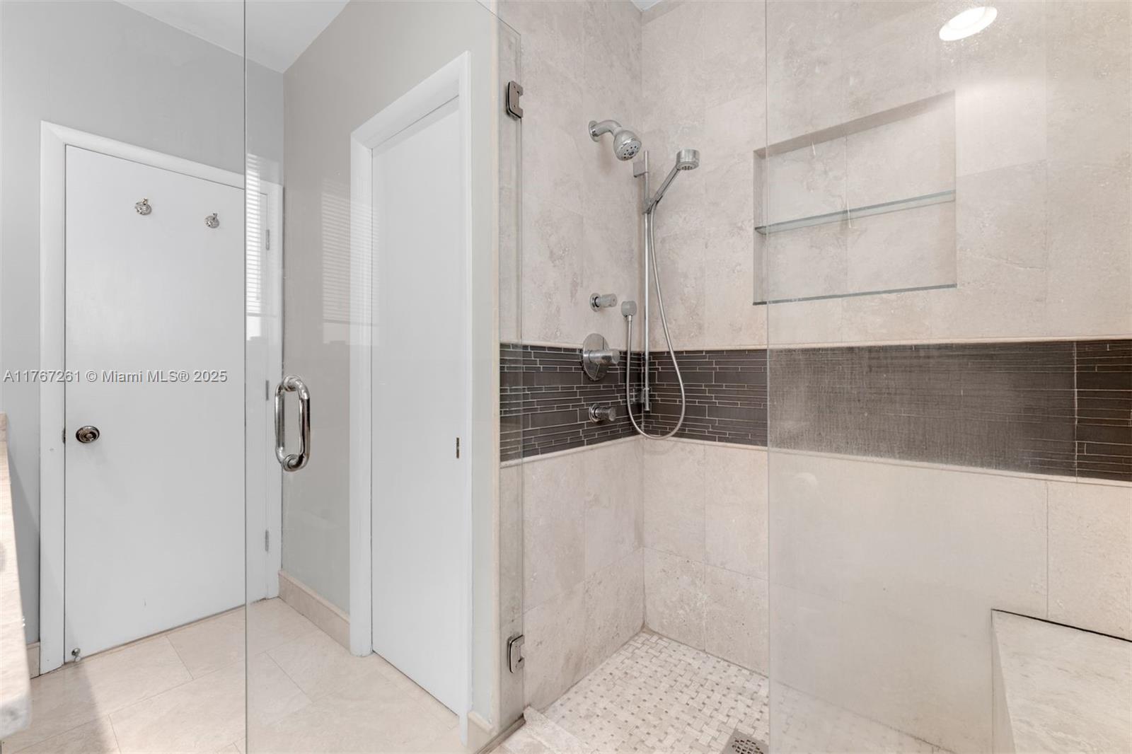 BISCAYNE POINT - Residential