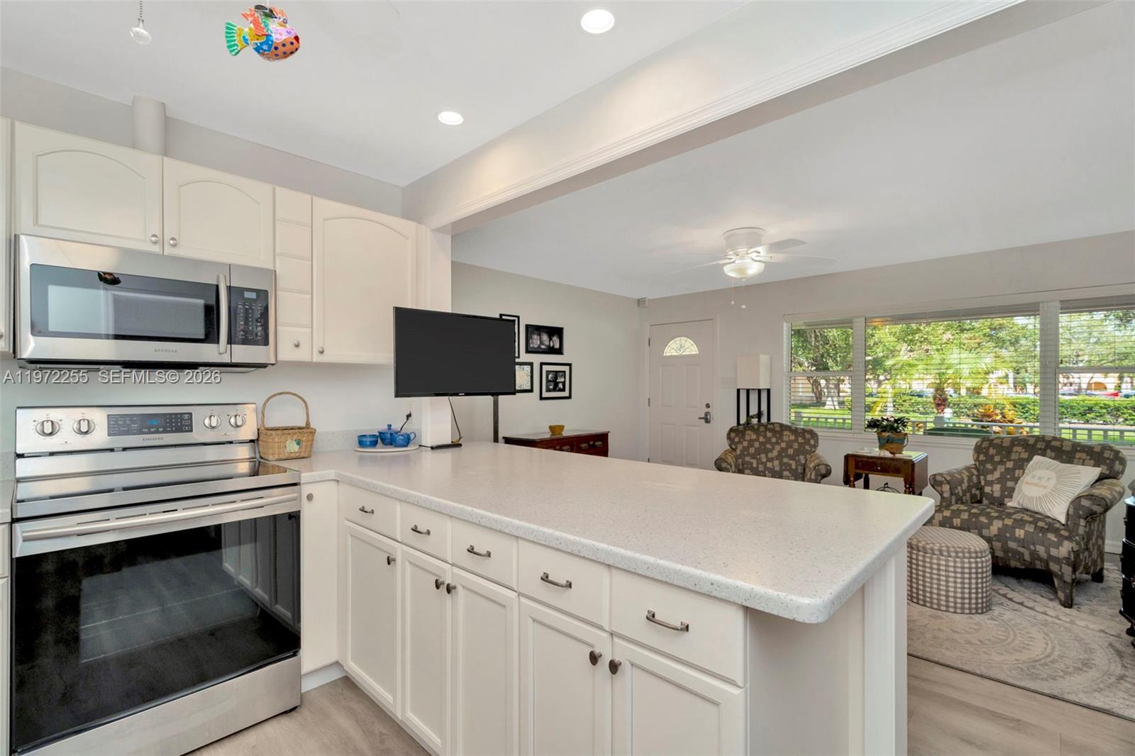 PASADENA ESTATES - Residential