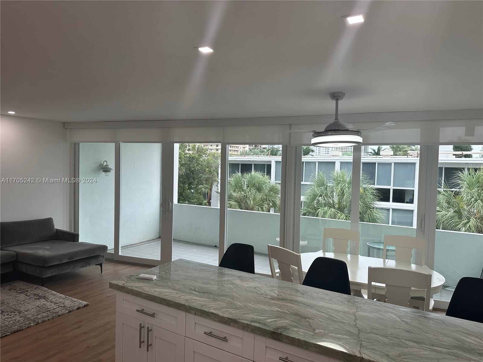 10210 LANAI CONDO - Residential