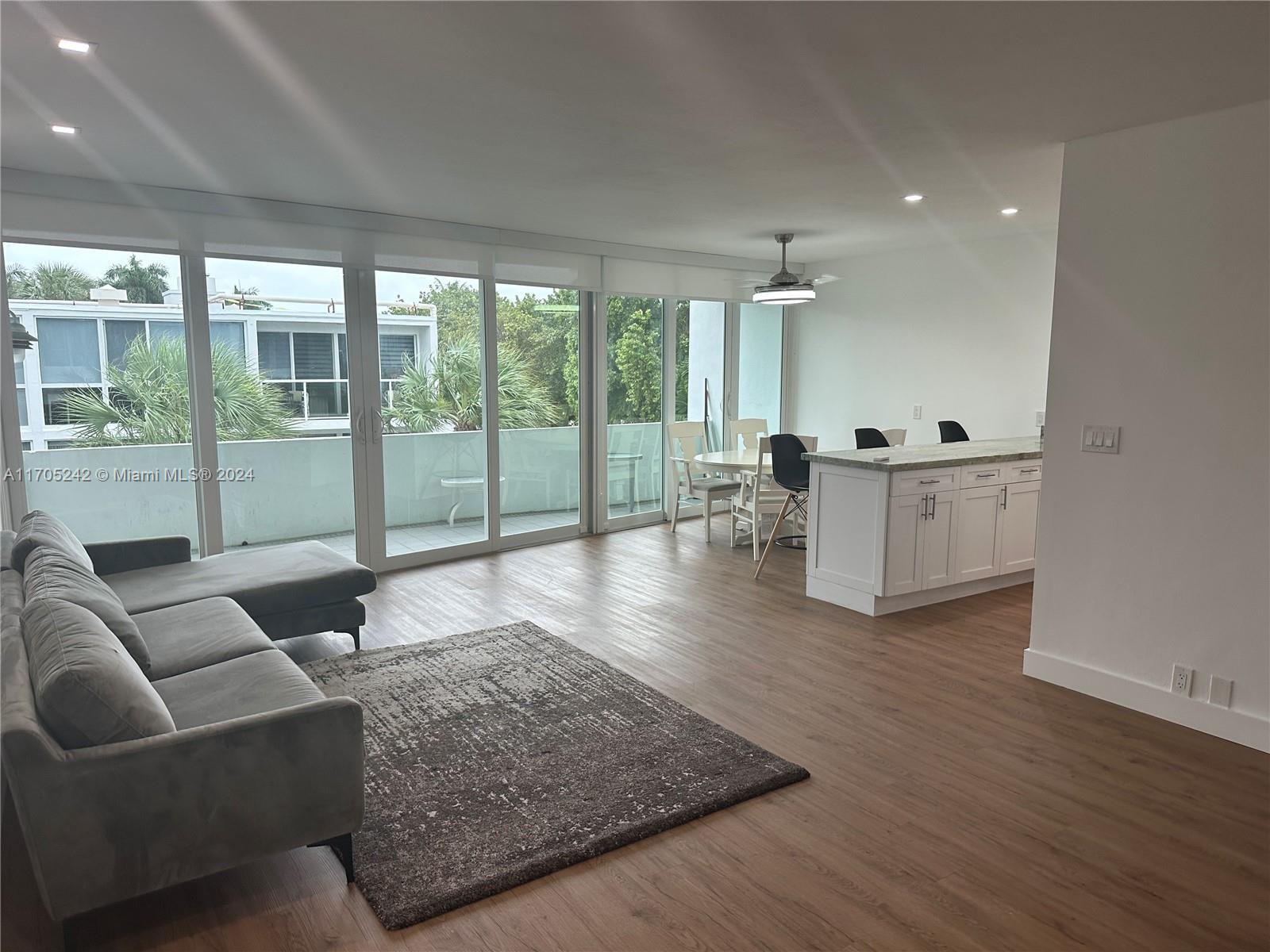 10210 Collins Ave 306