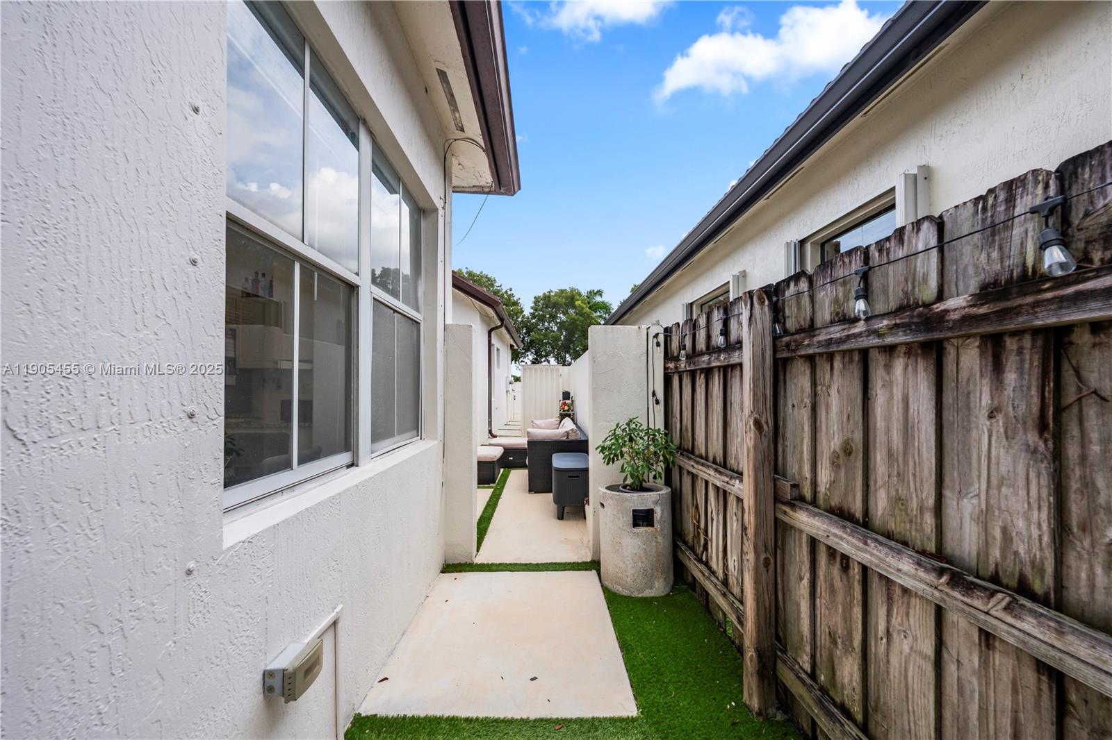 CENTURY GARDENS - Residential