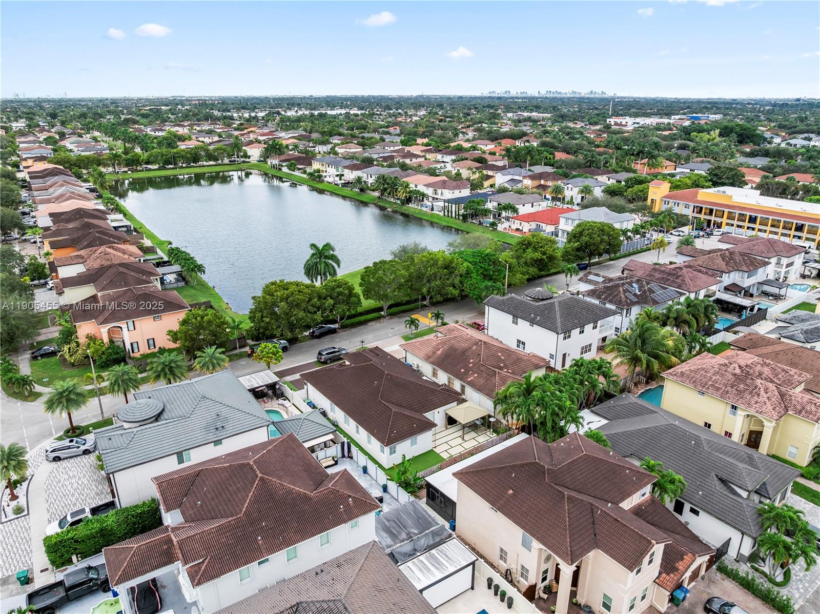 CENTURY GARDENS - Residential