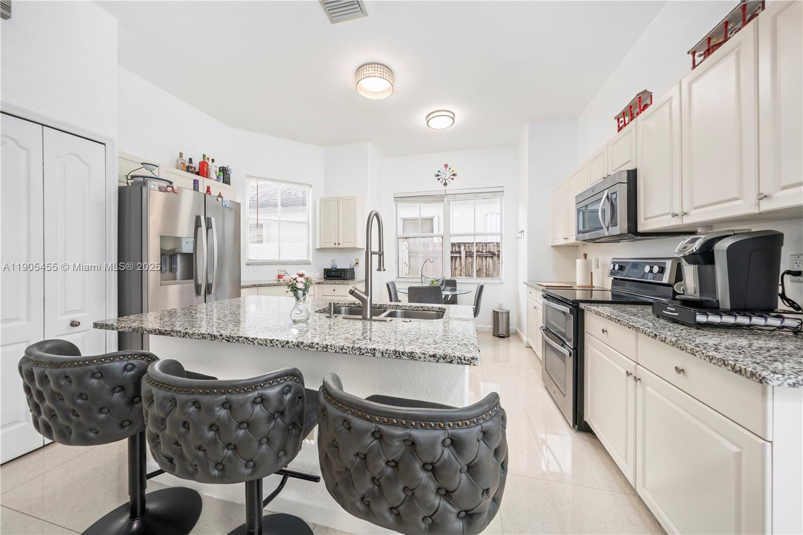 CENTURY GARDENS - Residential