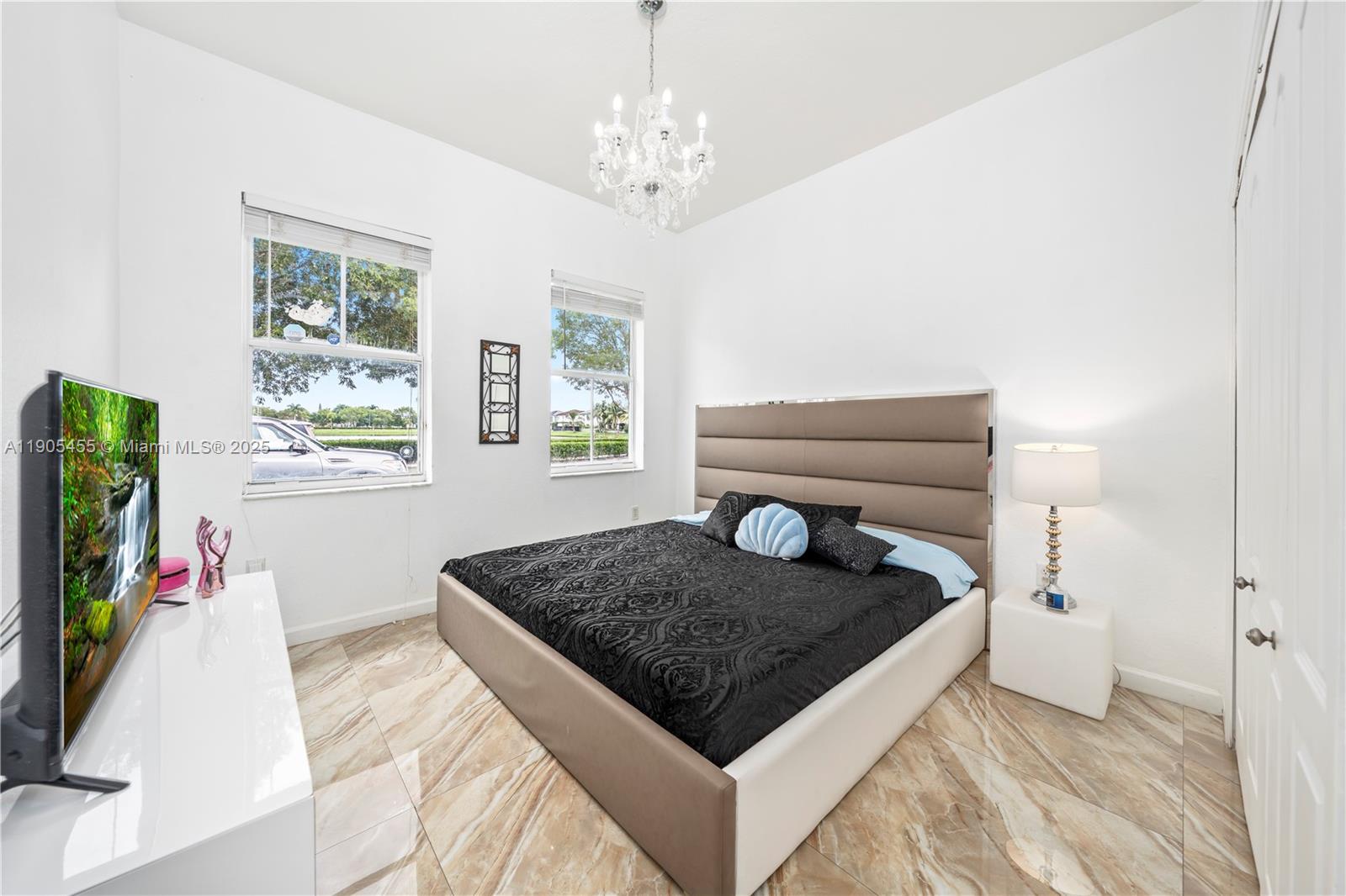 CENTURY GARDENS - Residential