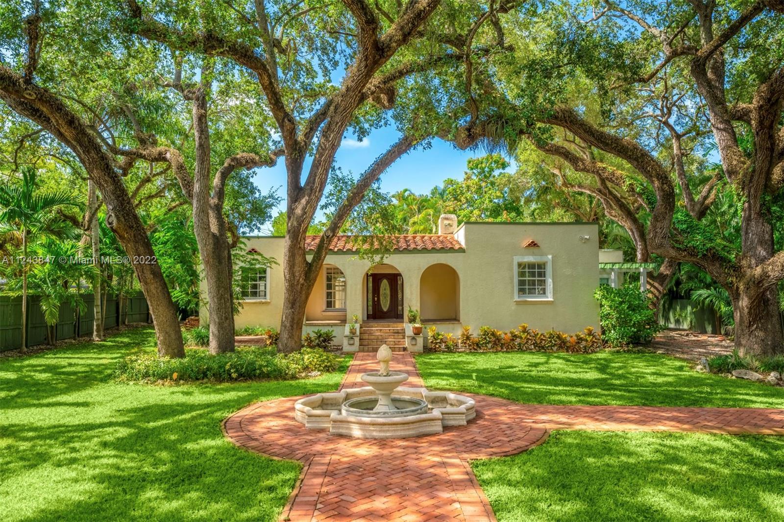 ESPANOLA HEIGHTS - Residential