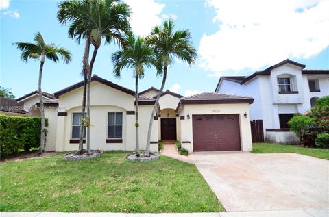 14226 SW 90th Ter Miami FL 33186