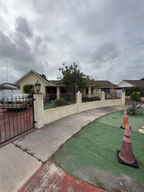 530 SW 101st Ct Miami FL 33174