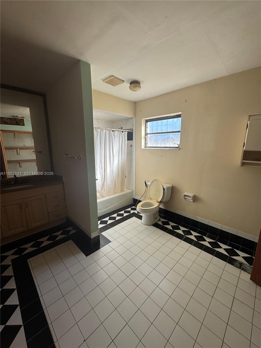 VAN ESTATES - Residential