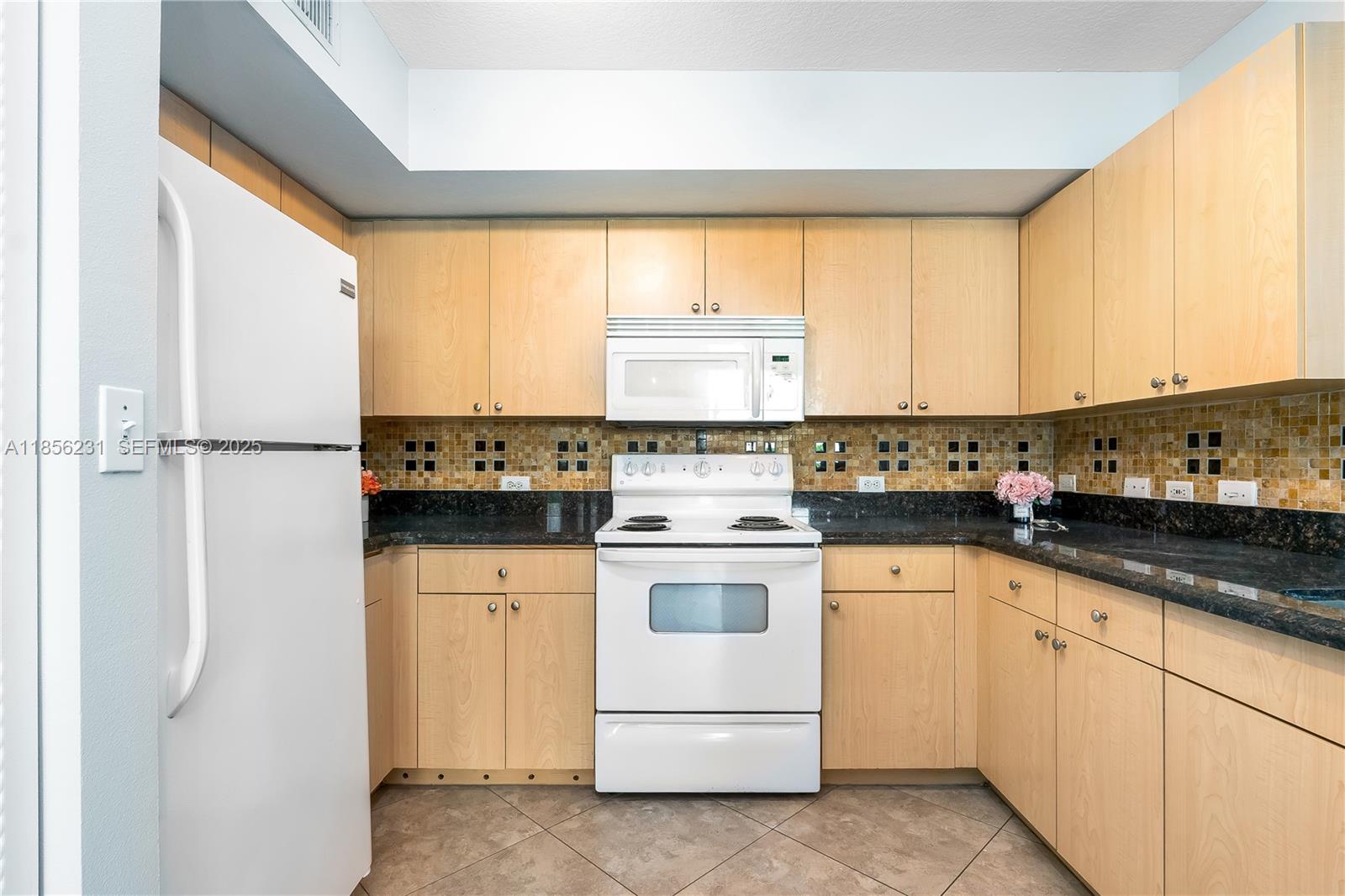 VILLA DEL SOL CONDO - Residential Lease