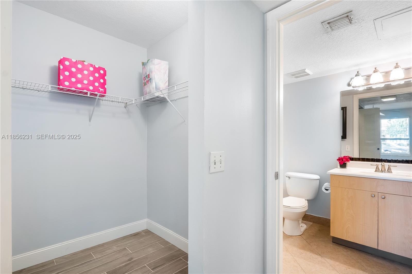 VILLA DEL SOL CONDO - Residential Lease