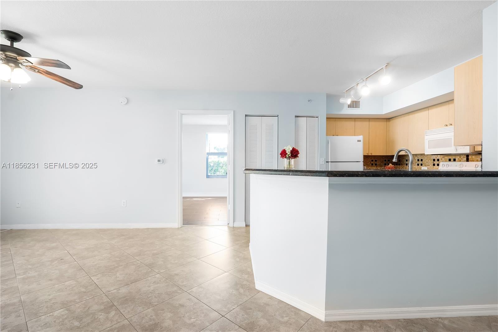 VILLA DEL SOL CONDO - Residential Lease